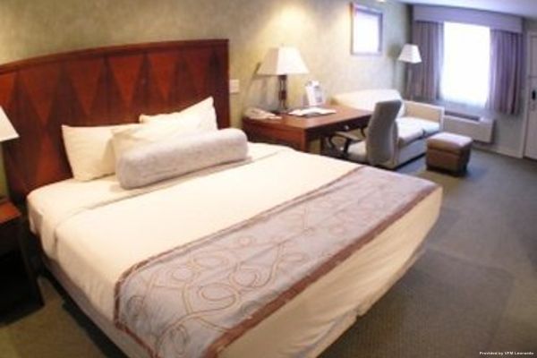 Senator Inn & Spa (Augusta)